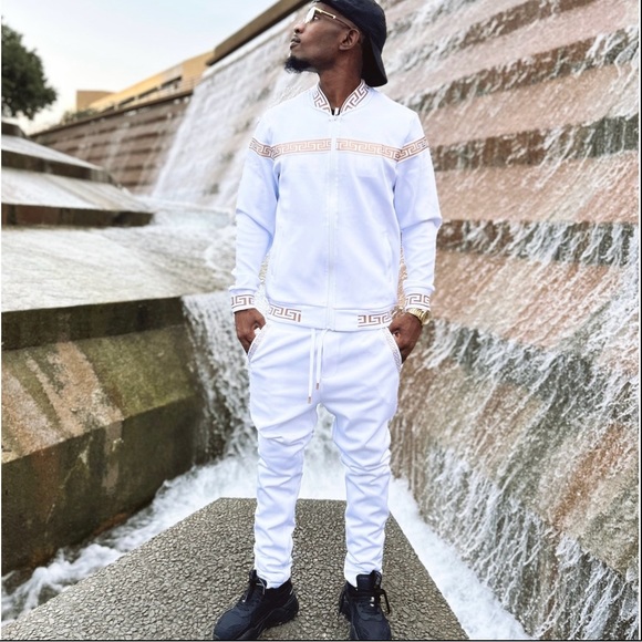 Support The Live Host 4 NWT Items (Unlisted) - Picture 6 of 8